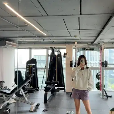 程伟美
